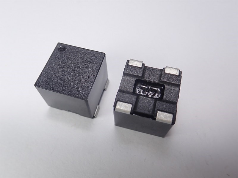 电感器在交流电中的作用是什么？